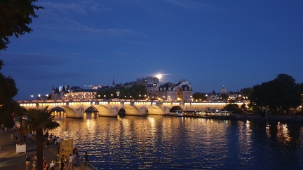 Lichtjes van Parijs.